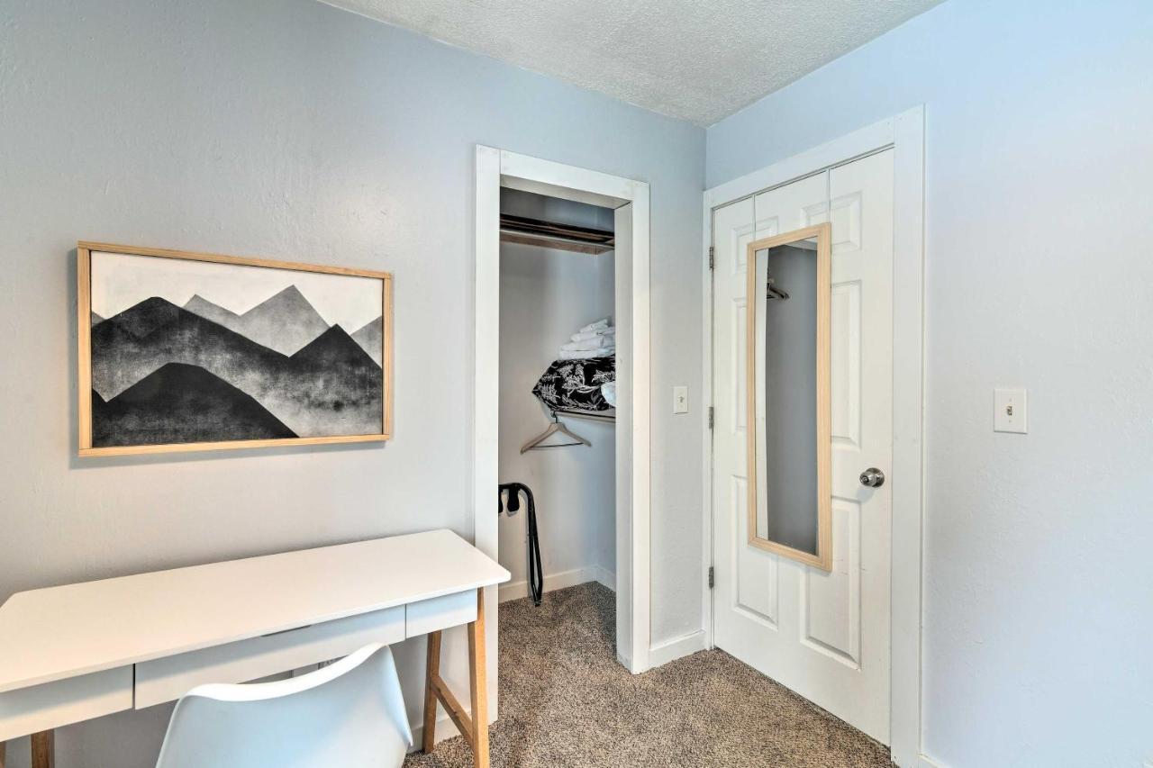 Home, Minutes From Downtown! *